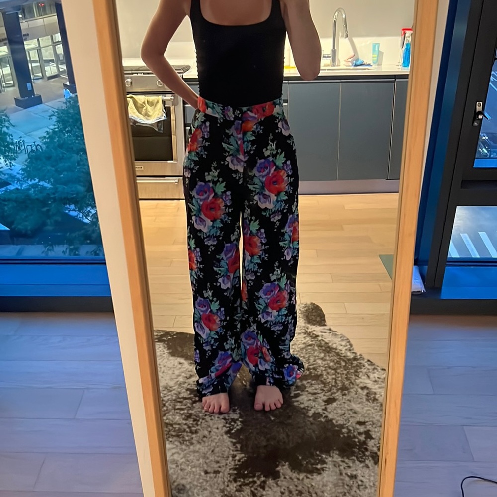 Nanette Lepore Flowy Pants